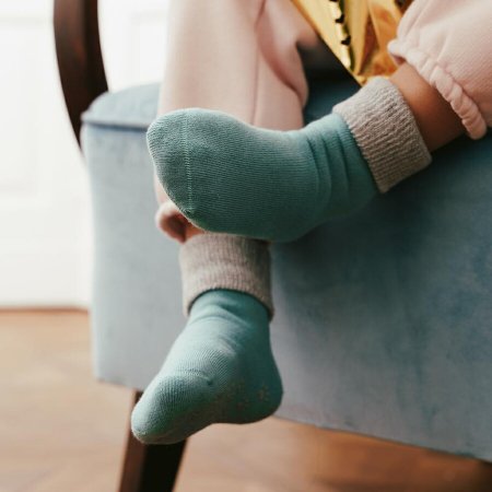 STEVEN kojinės neslystančiais padais ABS, mėlynos, 155-017 20-22 155-017 BLUE