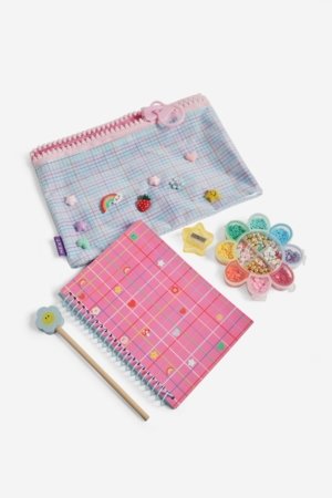 NEXT penalas su kanceliarinėmis priemonėmis, AJ0696